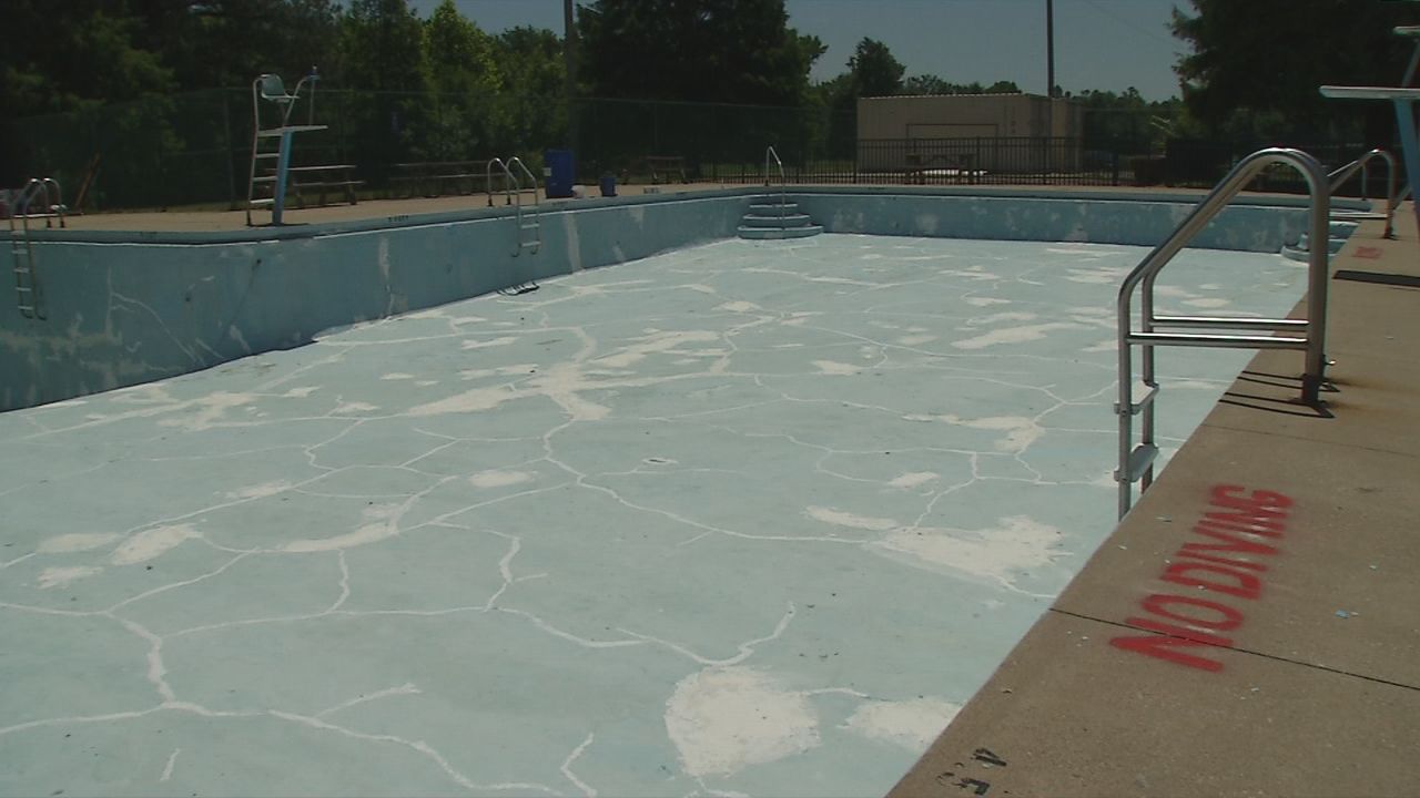 drained pool